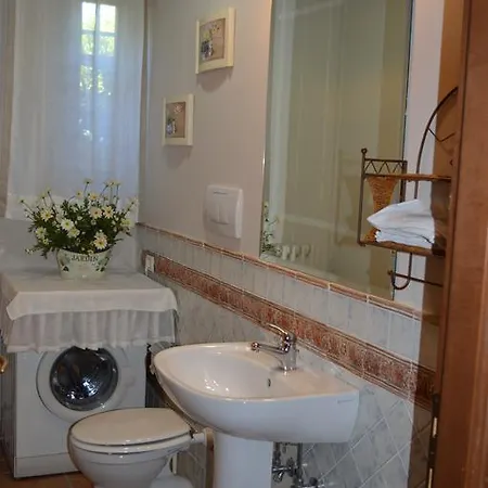 Podere Villabassa Farm stay *