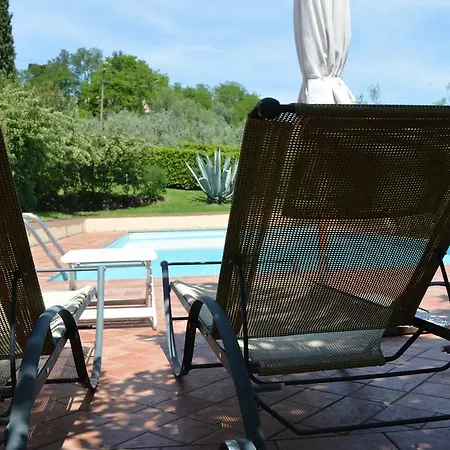 Podere Villabassa Farm stay *